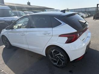 skadebil auto Hyundai I-20 HYBRID 48V 2021/6