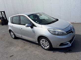 Renault Scenic  picture 2