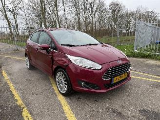 krockskadad bil auto Ford Fiesta 1.0 Titanium Automaat 2014/12