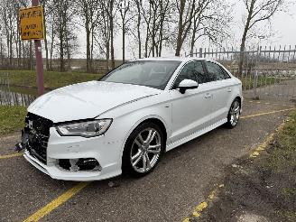Vaurioauto  passenger cars Audi A3 LIMOUSINE 1.4 TFSI S-Line Automaat N.A.P 2015/1