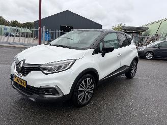 Unfallwagen Renault Captur 1.2 TCe Initiale Paris 2018/8