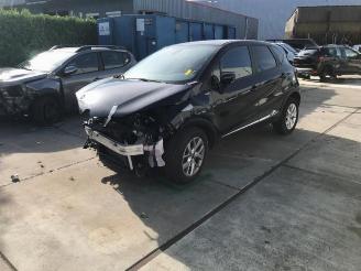 Uttjänta bilar auto Renault Captur Captur (2R), SUV, 2013 1.3 TCE 150 16V 2019/10
