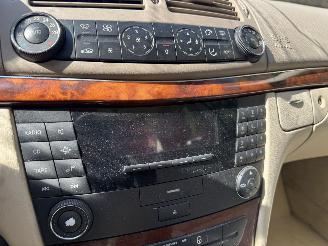 Mercedes E-klasse 240 Elegance! 155dzk NAP! nL Auto picture 15