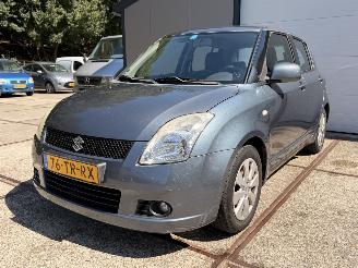 skadebil auto Suzuki Swift 1.3, handgeschakeld Rijdbaar! 2007/1