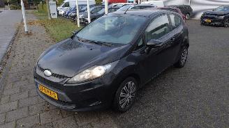 Ford Fiesta 1.25 limited  benzine airco picture 3