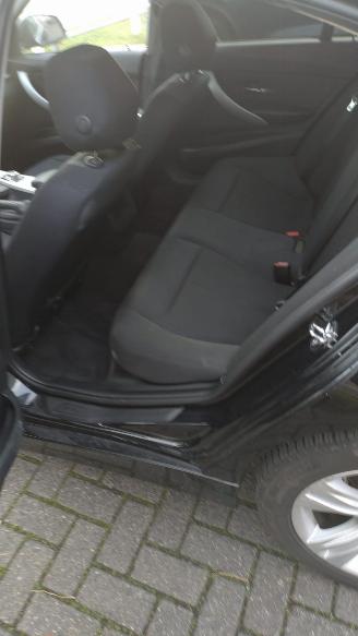 BMW 3-serie 320i executive automaat supermooie auto! picture 15