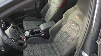 Volkswagen Golf 2.0 GTI DSG 2022 onderschade rijdbare auto SUPERMOOI! picture 12