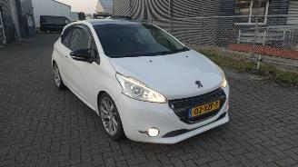 Unfallwagen Peugeot 208 208 1.6 Allure Pano Leer Supermooi auto! 2012/1