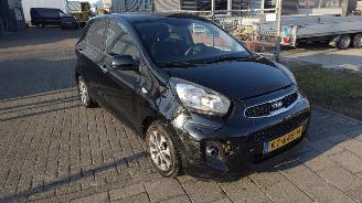 skadebil auto Kia Picanto 1.0 Luxury Edition Nav Mooie complete uitvoering 2016/1