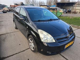 Toyota Corolla-verso 2.2D picture 2