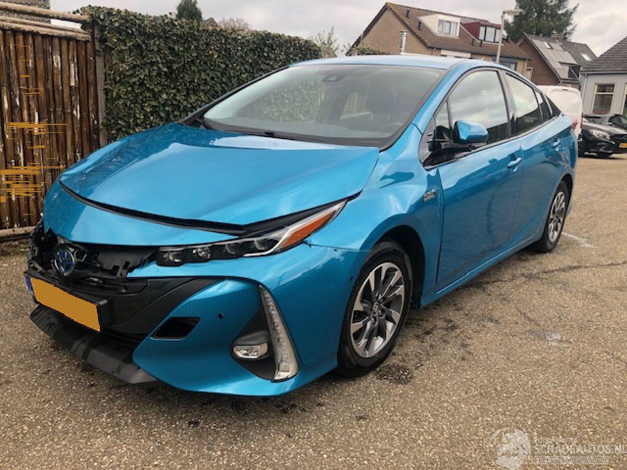 Toyota Prius 1.8 Plug-in Executive 148 PK AUTOMAAT 2021