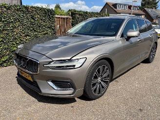 skadebil auto Volvo V-60 2.0 250 pk T5 Inscription  AUTOMAAT 2018/8