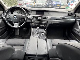 BMW 5-serie 530I HIGH EXE 272 PK AUTO PANO LEER picture 13