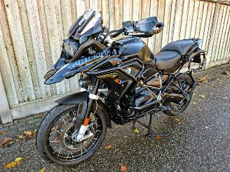 BMW R 1250 GS TRIPLE BLACK DYNAMIC PRO picture 1