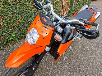 KTM  950 SUPERMOTO picture 10