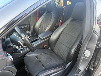 Mercedes AMG CLA  45 AMG  4-MATIC 381 PK AUTOMAAT PANORAMA picture 13