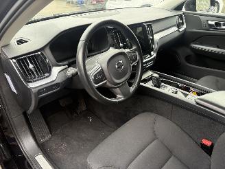 Volvo V-60 2.0 B3 Momentum Advantage AUTOMAAT 174PK picture 10