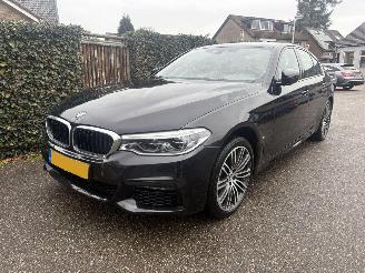 krockskadad bil auto BMW 5-serie 530e iPerformance High Executive Edition 260PK AUTOMAAT 2019/11