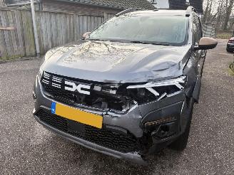 Dacia Jogger AUTOMAAT 1.6 Hybrid 140 Extreme 7 persoons picture 10