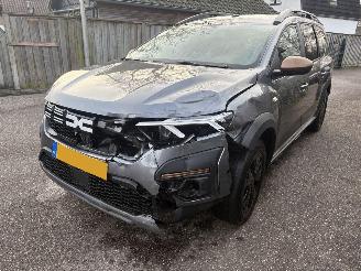 Dacia Jogger AUTOMAAT 1.6 Hybrid 140 Extreme 7 persoons picture 9