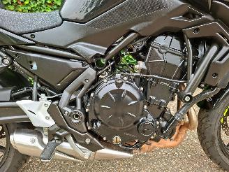 Kawasaki Z 650 ABS picture 3
