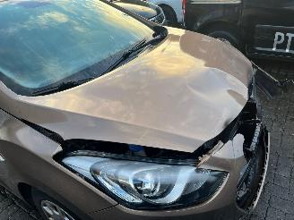 Hyundai I-30 1.6 GDI Blue 16V Hatchback  Benzine 1.591cc 99kW (135pk) FWD 2011-12/2016-12 (GDHB5P5; GDHB5P6; GDHB5PD; GDHB5PE) G4FD; EURO4 picture 27