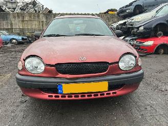 skadebil auto Toyota Corolla 1.3 16V Combi/o  Benzine 1.332cc 63kW (86pk) 1999/8
