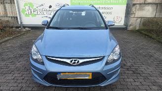 uszkodzony samochody osobowe Hyundai I-30 1.4 CVVT 16V Combi/o  Benzine 1.396cc 80kW (109pk) 2012/1