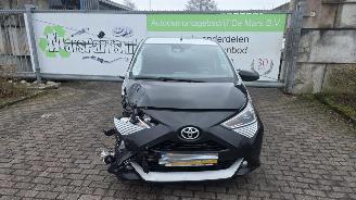 škoda osobní automobily Toyota Aygo 1.0 12V VVT-i Hatchback  Benzine 998cc 53kW (72pk) FWD 2018-03 (KGB40) 1KRFE 2018/1