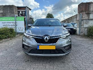 Voiture accidenté Renault Arkana E-TECH 2023/6