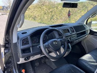 Volkswagen Transporter 2.0 TDI Combi picture 7