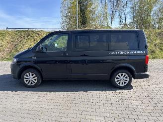 Volkswagen Transporter 2.0 TDI Combi picture 2