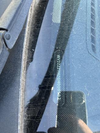 Volkswagen Transporter 2.0 TDI Combi picture 15