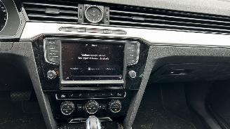 Volkswagen Passat  picture 21
