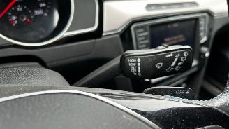 Volkswagen Passat  picture 17