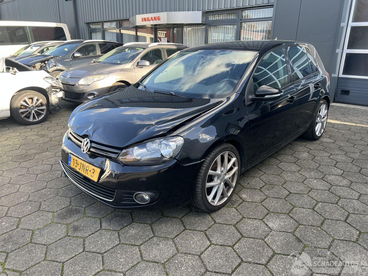 Volkswagen Golf 2.0 TDI Highline 103KW