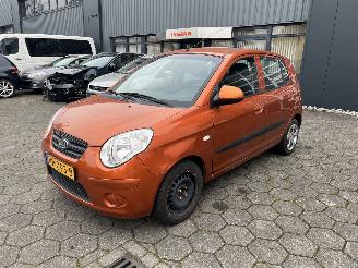 Unfallwagen Kia Picanto 1.1 12V 2009/6