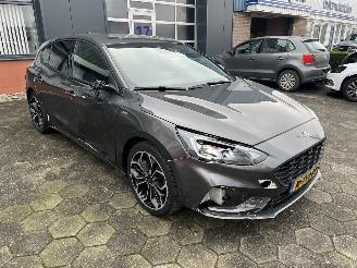 Ford Focus 1.5 Ecoboost ST-Line Vignale picture 7