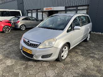 Vaurioauto  passenger cars Opel Zafira 1.6 7 Persoons Business 2008/9