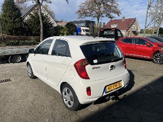 Kia Picanto 1.0 CVVT Comfort Pack picture 3