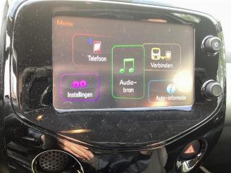 Peugeot 108 108, Hatchback, 2014 1.2 VTi 12V picture 19