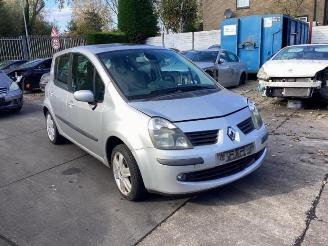 Renault Modus Modus/Grand Modus (JP), MPV, 2004 / 2012 1.2 16V TCE 100 picture 2