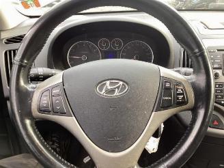 Hyundai I-30 i30 (FD), Hatchback, 2007 / 2011 2.0 CVVT 16V picture 11