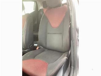 Renault Clio Clio IV (5R), Hatchback 5-drs, 2012 / 2021 1.2 16V picture 30