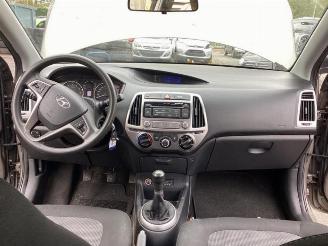 Hyundai I-20 i20, Hatchback, 2008 / 2015 1.2i 16V picture 14