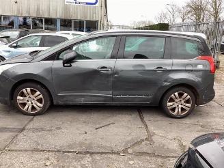Peugeot 5008 5008 I (0A/0E), MPV, 2009 / 2017 1.6 THP 16V picture 9