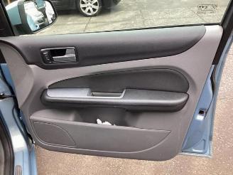 Ford Focus Focus 2 Wagon, Combi, 2004 / 2012 1.6 16V picture 26