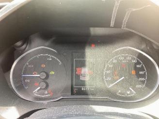 Toyota Yaris Yaris III (P13), Hatchback, 2010 / 2020 1.5 16V Hybrid picture 12