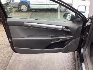 Opel Astra Astra H GTC (L08), Hatchback 3-drs, 2005 / 2011 1.6 16V picture 20