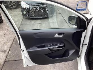 Kia Picanto Picanto (JA), Hatchback, 2017 1.0 12V picture 15
